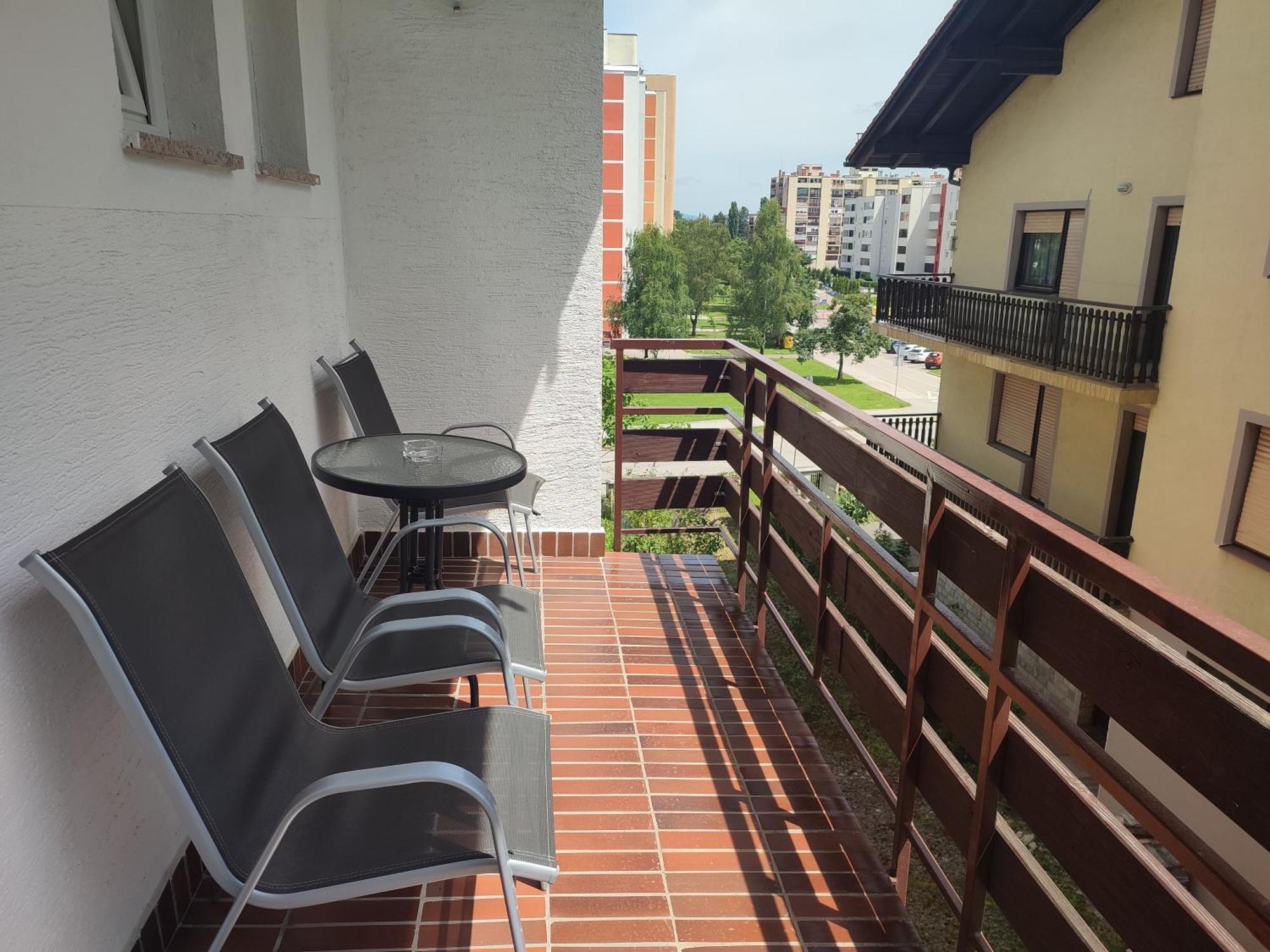 Apartments & Rooms 4 Rijeke Карловац Экстерьер фото